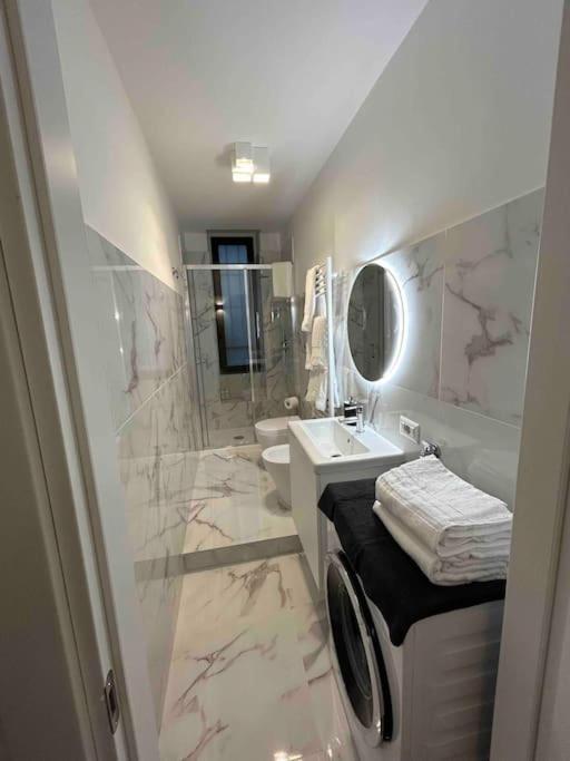 Studio Apartment Near Bocconi 米兰 外观 照片