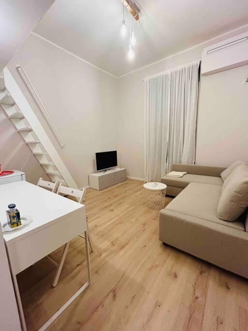 Studio Apartment Near Bocconi 米兰 外观 照片