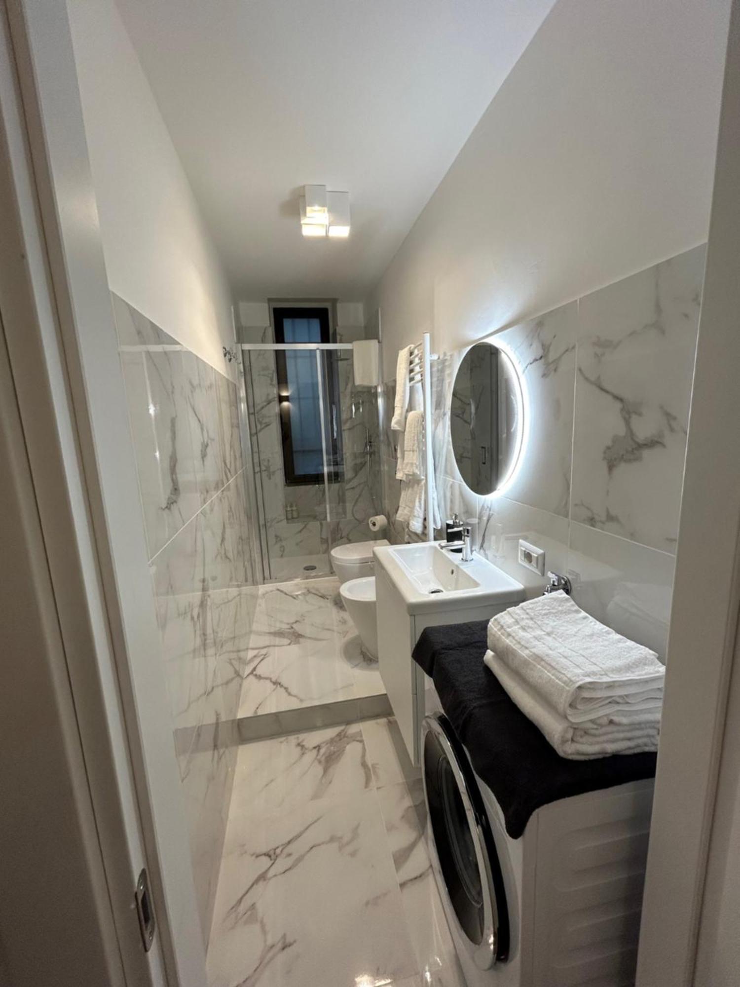 Studio Apartment Near Bocconi 米兰 外观 照片